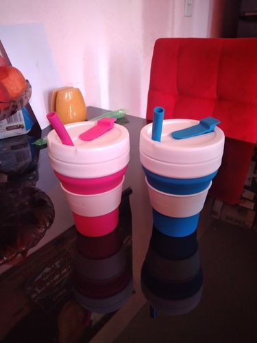 Stephanie M. review of Taza plegable 475ml